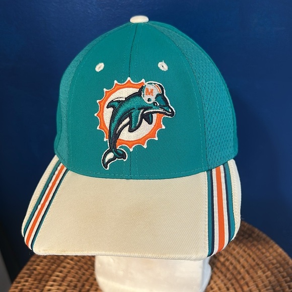 Vintage Reebok On Field NFL Miami Dolphins Velcro Back Ball Cap Adjustable Size - Picture 2 of 7